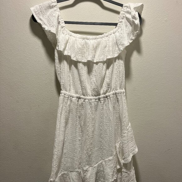 BCBG Generation White Dress sz M Ruffle Sleeve Midi Dress - Picture 1 of 4